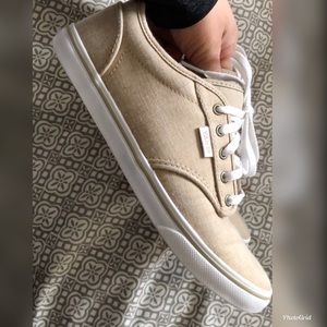 Women vans